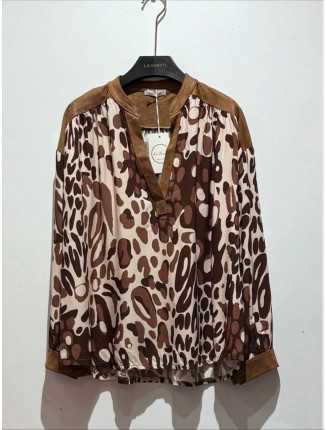 Sanni mönstrade topp