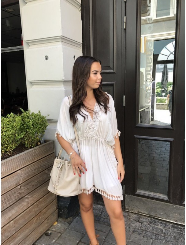 Anal jinsiy aloqaning tasiri Porno xotin erining oldida sikishadi